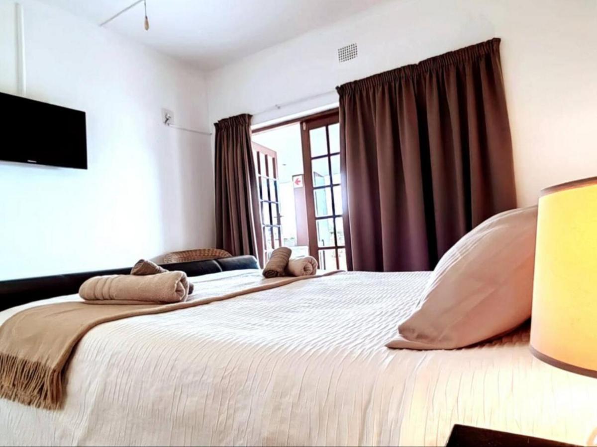 Aviators Paradise Guest House Моссел-Бей Экстерьер фото
